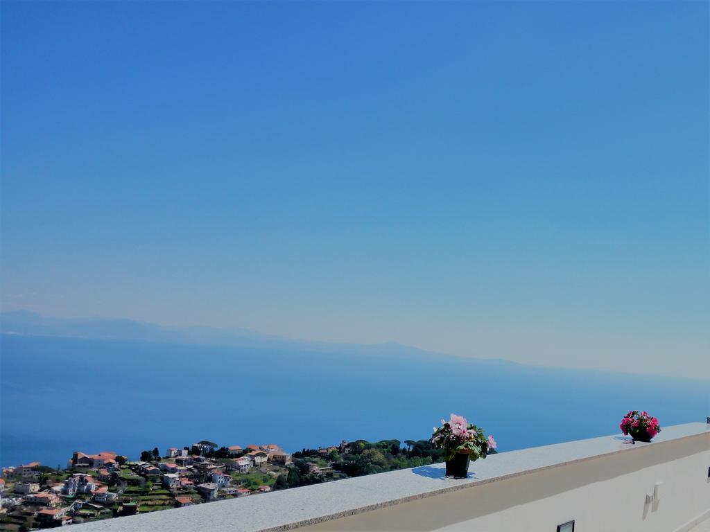 B&B Oliva Scala Exterior photo